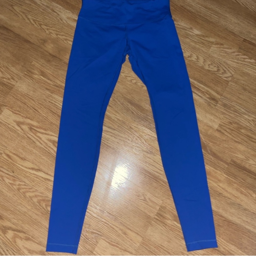 Lululemon blue leggings (not sure what style)